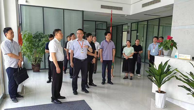 鶴壁市政協(xié)副主席宋忠民一行蒞臨艾格多集團(tuán)河南岐伯基地開(kāi)展專題調(diào)研